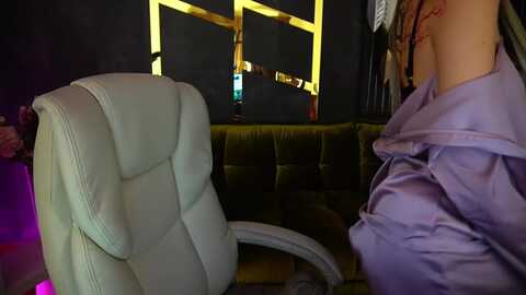 neondemonis @ myfreecams on 20231110