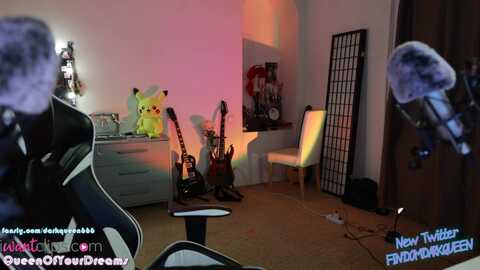 truedarkqueen @ myfreecams on 20231111