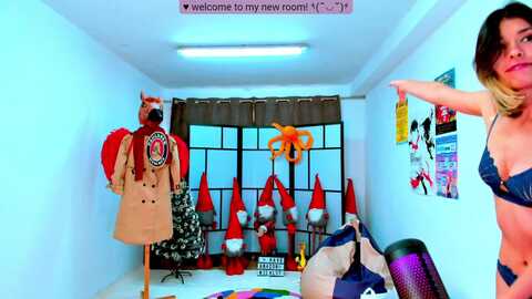 agostinha_red @ myfreecams on 20231112