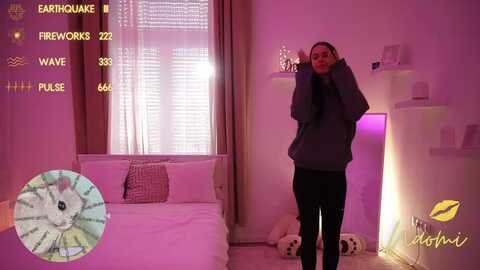 cinnabellee @ myfreecams on 20231112