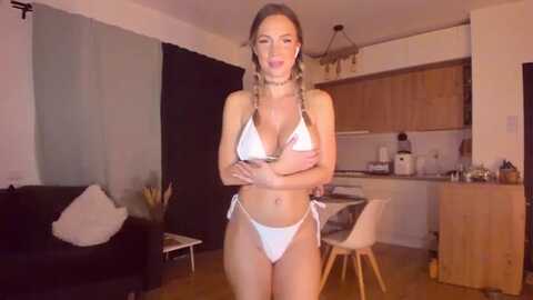coolelissa @ myfreecams on 20231112
