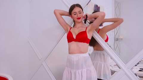 emilyraymont @ myfreecams on 20231112