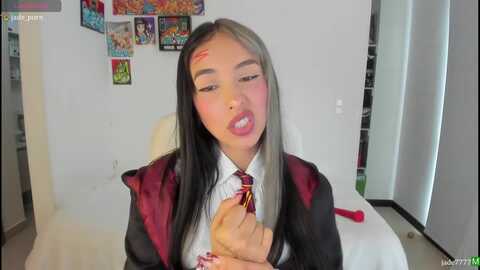 jade7777 @ myfreecams on 20231112