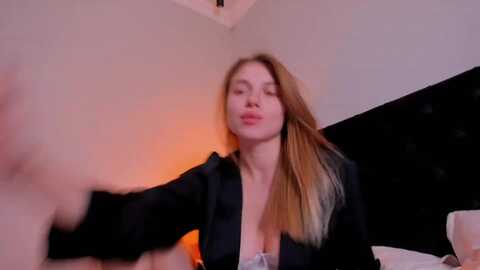 make_my_luck @ myfreecams on 20231112