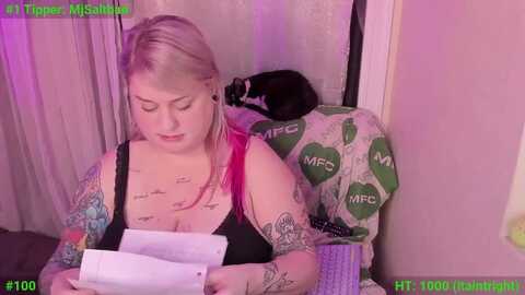 mari_jae @ myfreecams on 20231112