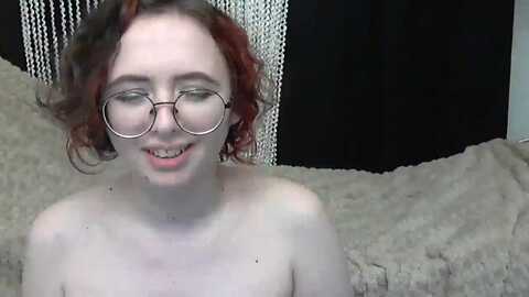 mini_diva @ myfreecams on 20231112