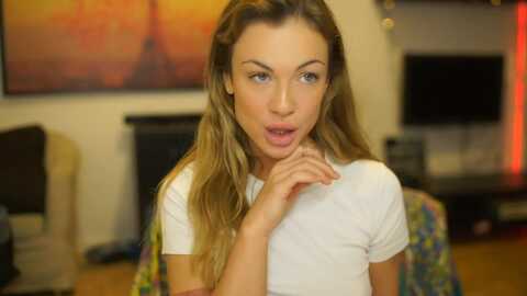 missswissh @ myfreecams on 20231112