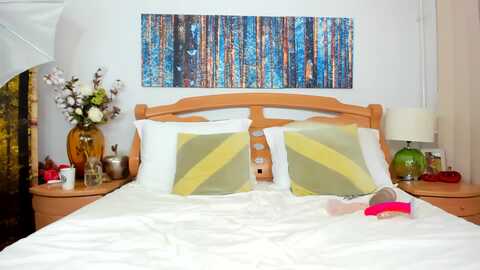 satynequeen @ myfreecams on 20231112