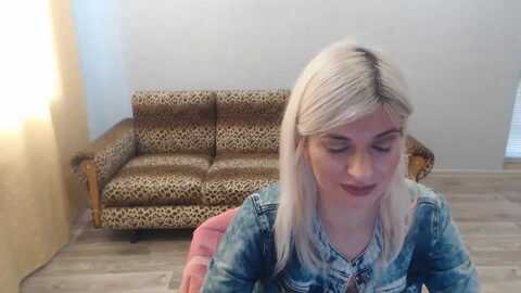 sexybeatriice @ myfreecams on 20231112