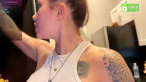 aishanebulski @ myfreecams on 20231113