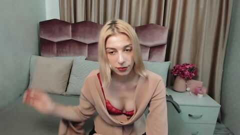 alinablank @ myfreecams on 20231113