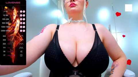 anya_rosses1 @ myfreecams on 20231113