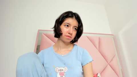 cherrycute666 @ myfreecams on 20231113