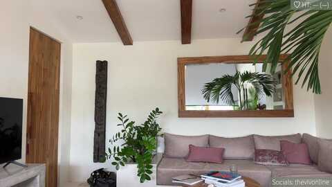 helloviv @ myfreecams on 20231113