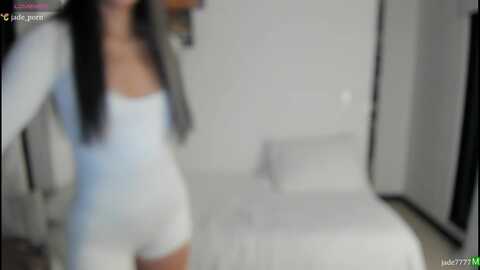 jade7777 @ myfreecams on 20231113