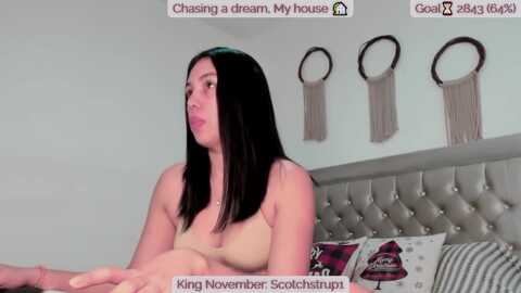 polly10 @ myfreecams on 20231113