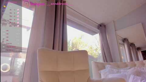 annselly @ myfreecams on 20231114