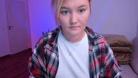 fire_ice_emma @ myfreecams on 20231114