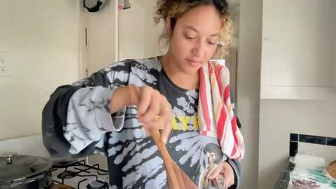 dreamyriri @ myfreecams on 20231115