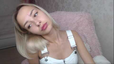 lady_lucky1 @ myfreecams on 20231115