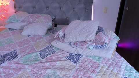 nicolepowell @ myfreecams on 20231115