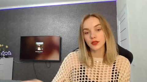 tricky_nikki @ myfreecams on 20231115