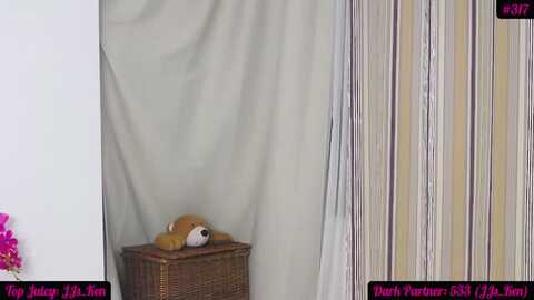 juicyjelly_ @ myfreecams on 20231116