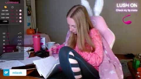 milacesky @ myfreecams on 20231116