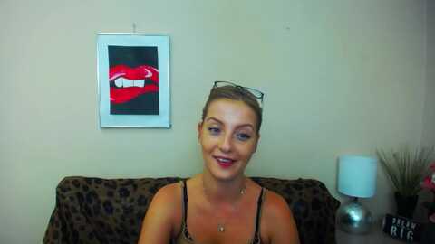 nataliekiss @ myfreecams on 20231116