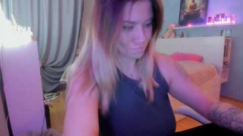 nickyblein @ myfreecams on 20231116