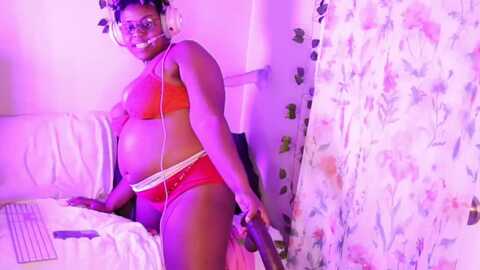 drippibae @ myfreecams on 20231117