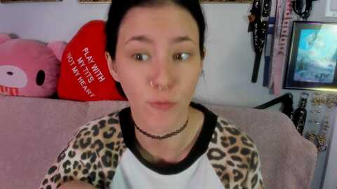 isabelle_babe @ myfreecams on 20231117