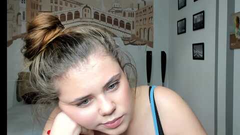 isabellabler @ myfreecams on 20231118