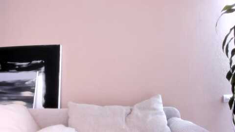 lauravega @ myfreecams on 20231118