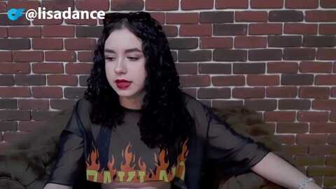 lisadance @ myfreecams on 20231118