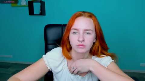 lora_moor @ myfreecams on 20231118