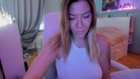 nickyblein @ myfreecams on 20231118