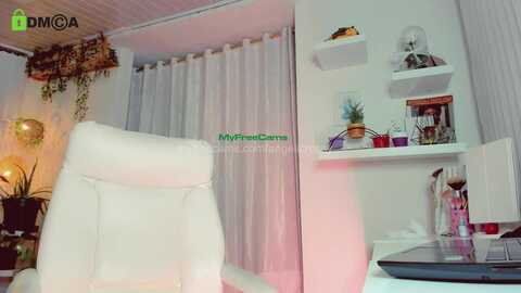 angelicrossy @ myfreecams on 20231119