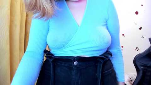 anna_wayne @ myfreecams on 20231119