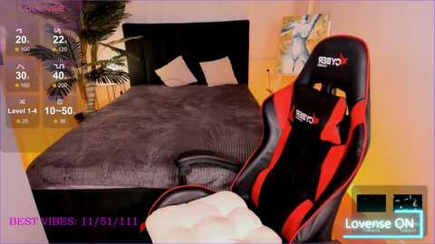 kristinalogan @ myfreecams on 20231119