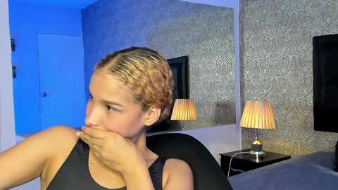 kendra_axl10 @ myfreecams on 20231120