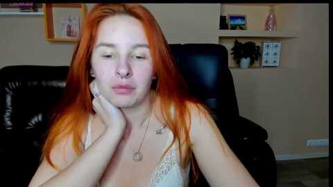 lora_moor @ myfreecams on 20231123