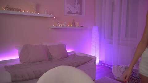 emily_grey69 @ myfreecams on 20231124