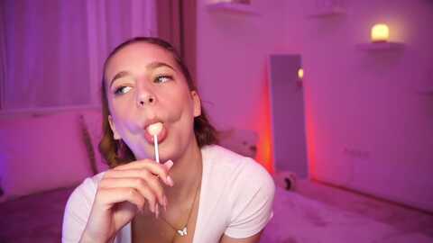lilablossom @ myfreecams on 20231124