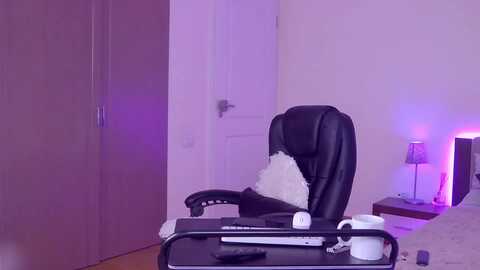 lorettelorena @ myfreecams on 20231124