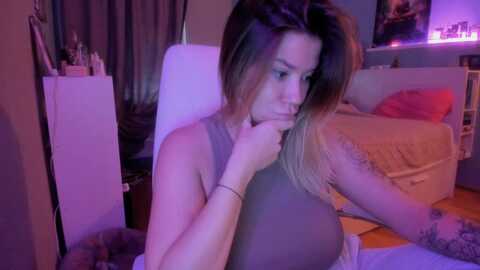 nickyblein @ myfreecams on 20231124