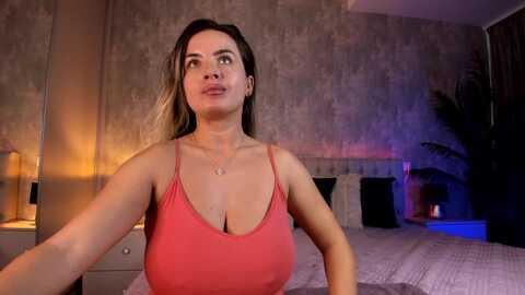 mq_raisa @ myfreecams on 20231126