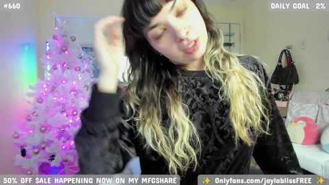 jaylabliss @ myfreecams on 20231127