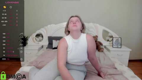 misssunsshine @ myfreecams on 20231127
