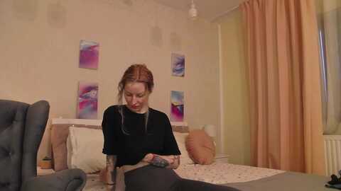 alisiak @ myfreecams on 20231129